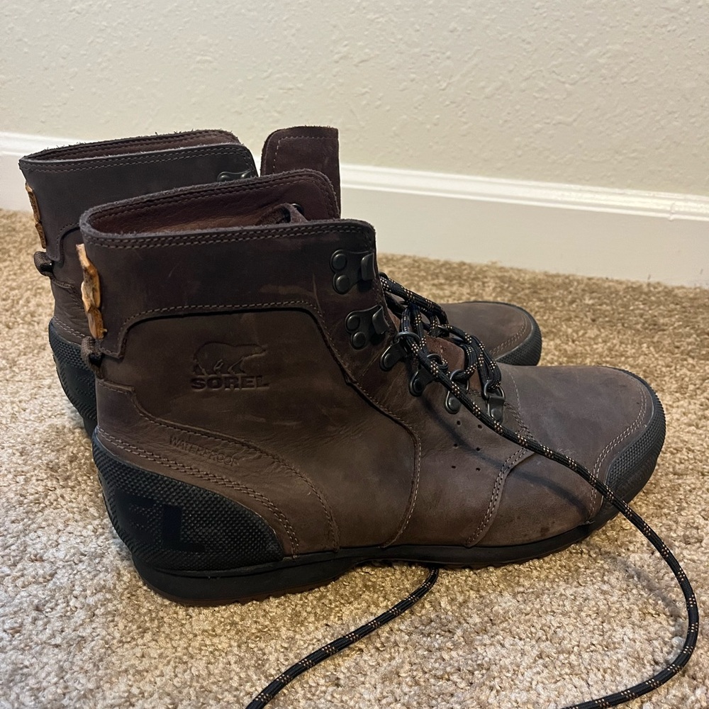 Mens SOREL boots
